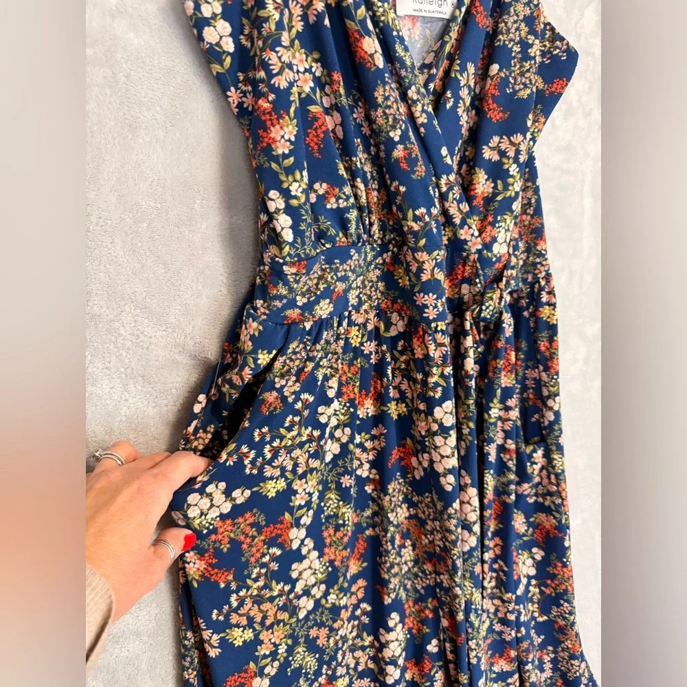 Kaileigh Multicolor Floral Jumpsuit - Picture 3 of 12
